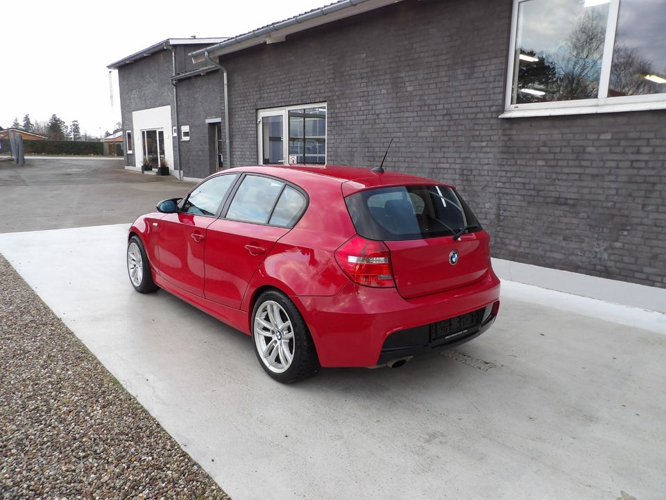 BMW 118i 2,0 Advantage 5d