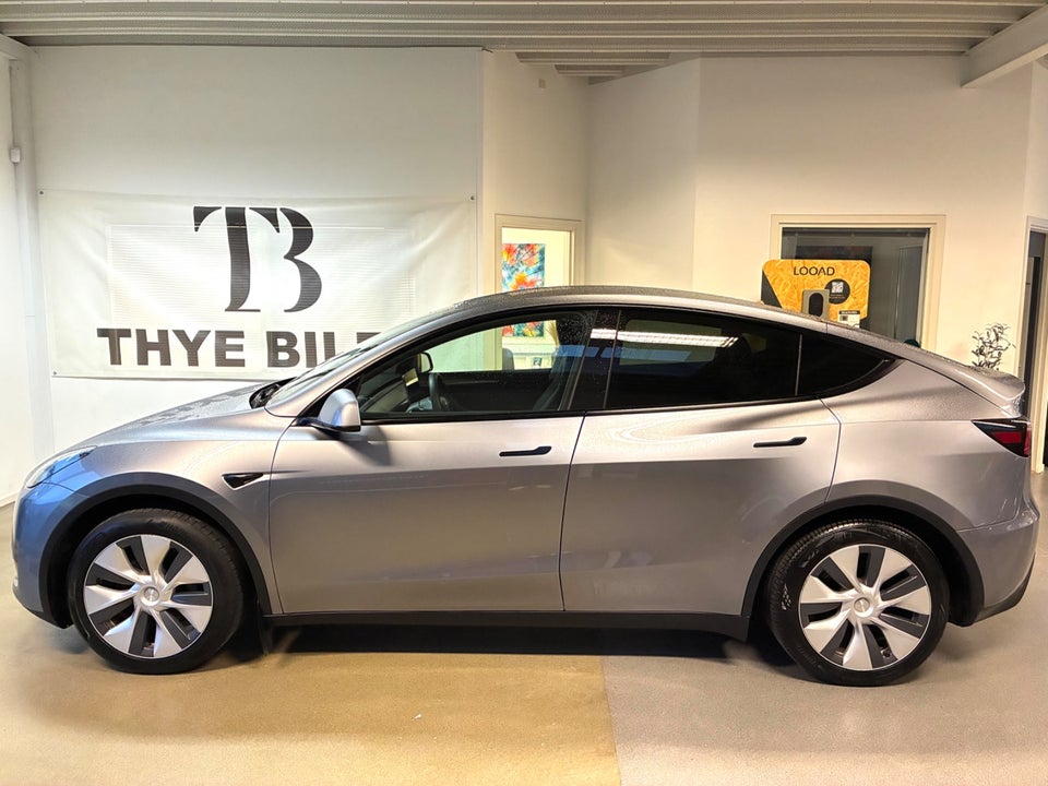 Tesla Model Y RWD 5d