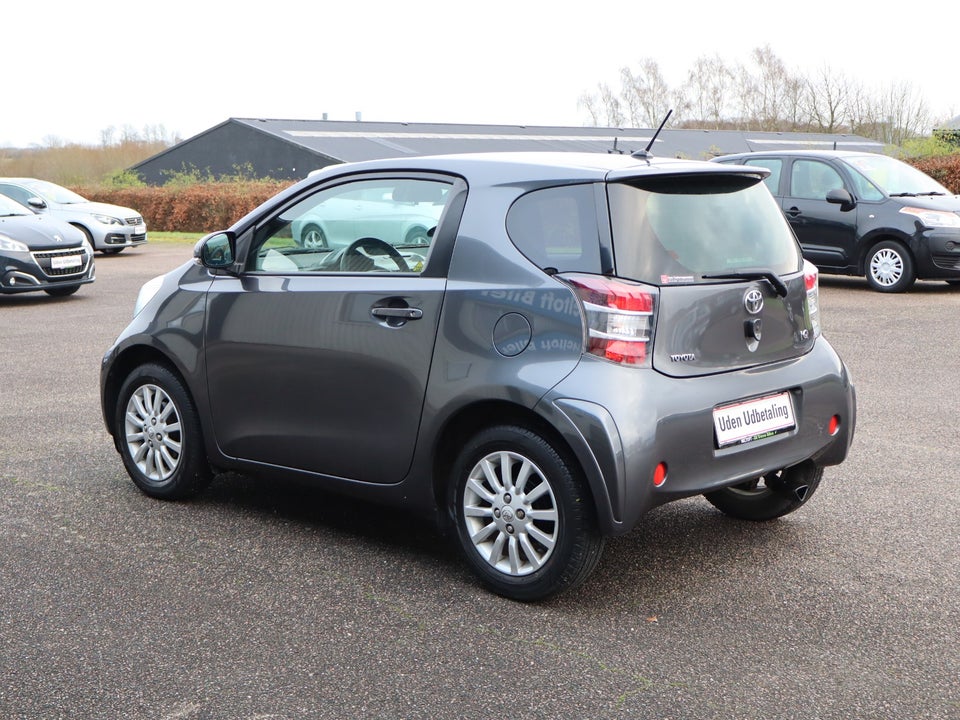 Toyota iQ 1,0 VVT-i Q2 3d