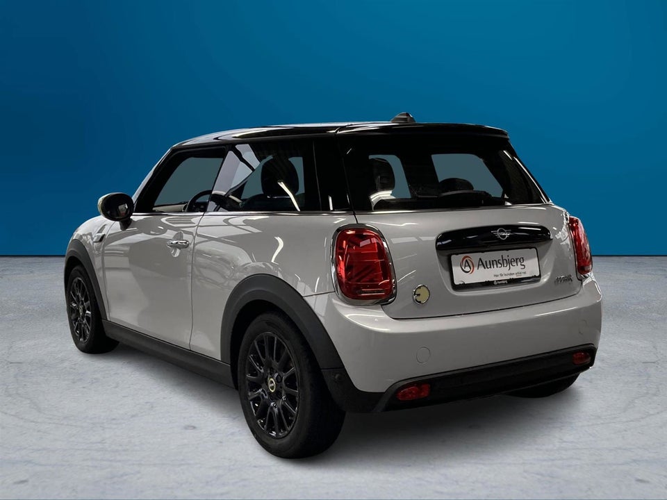 MINI Cooper SE Camden 3d