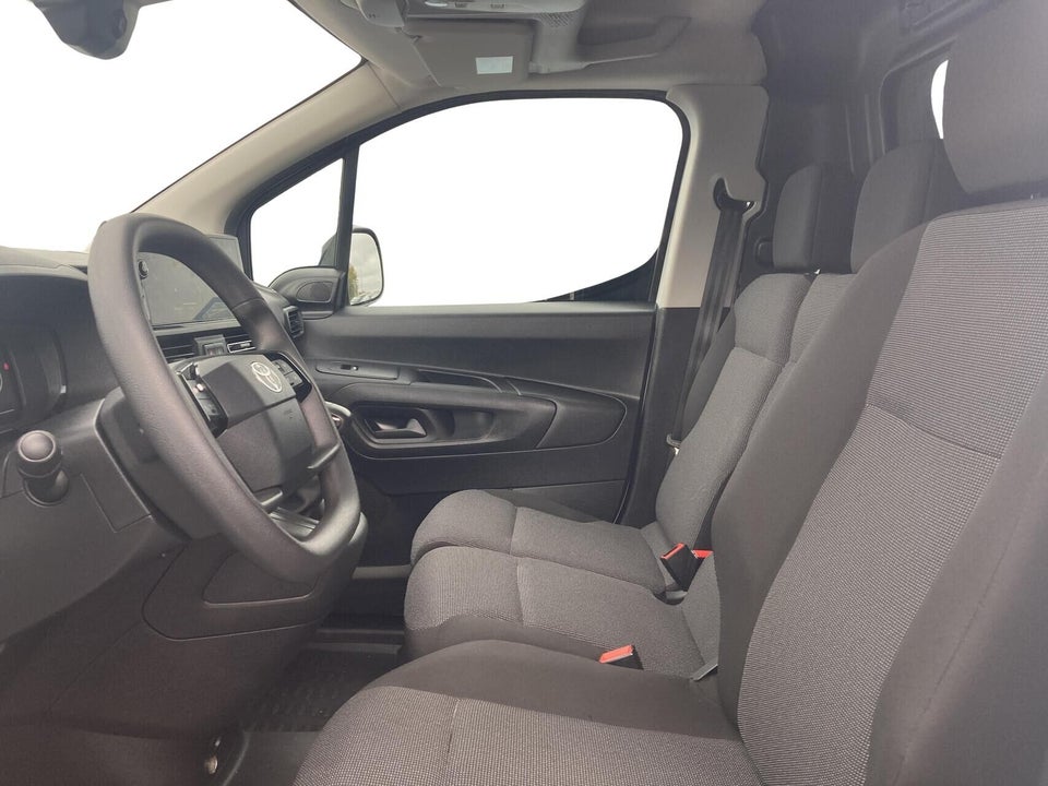 Toyota ProAce City 1,2 T 110 Medium Comfort 5d