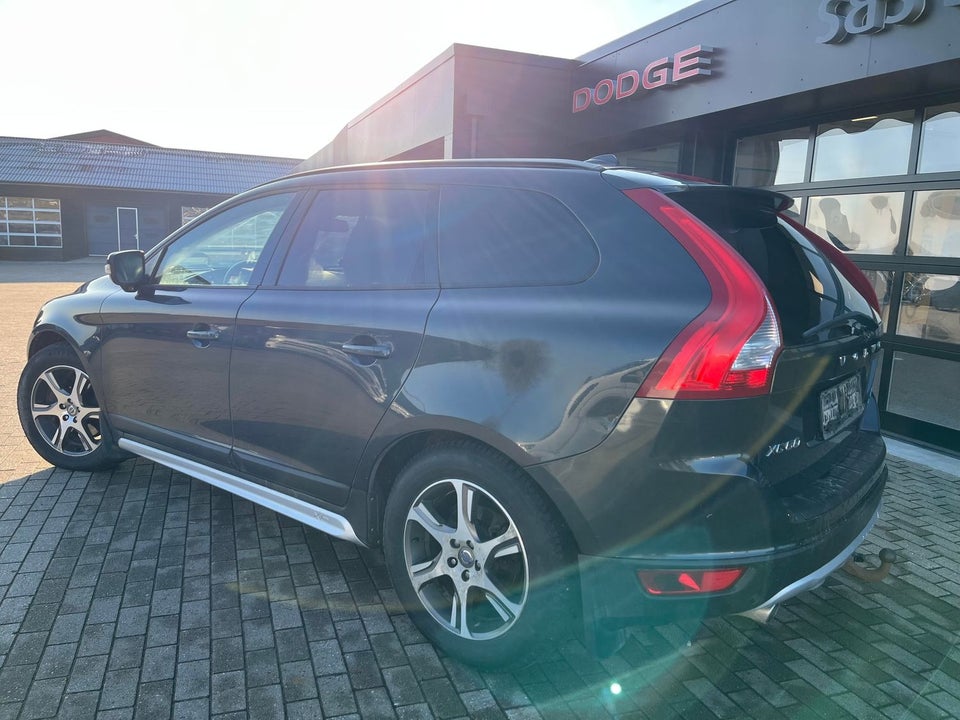 Volvo XC60 2,0 D3 136 Kinetic aut. Van 5d