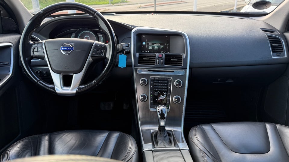 Volvo XC60 2,0 D4 181 Momentum aut. 5d