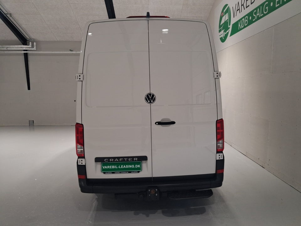 VW Crafter 35 2,0 TDi 177 Kassevogn L3H3 aut.