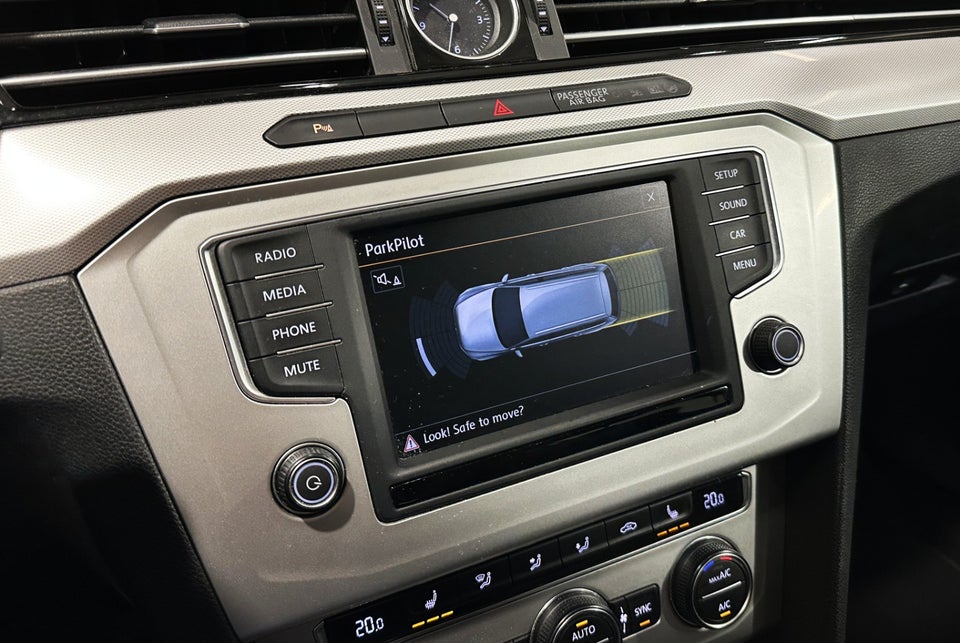 VW Passat 2,0 TDi 150 Comfortline Variant 5d