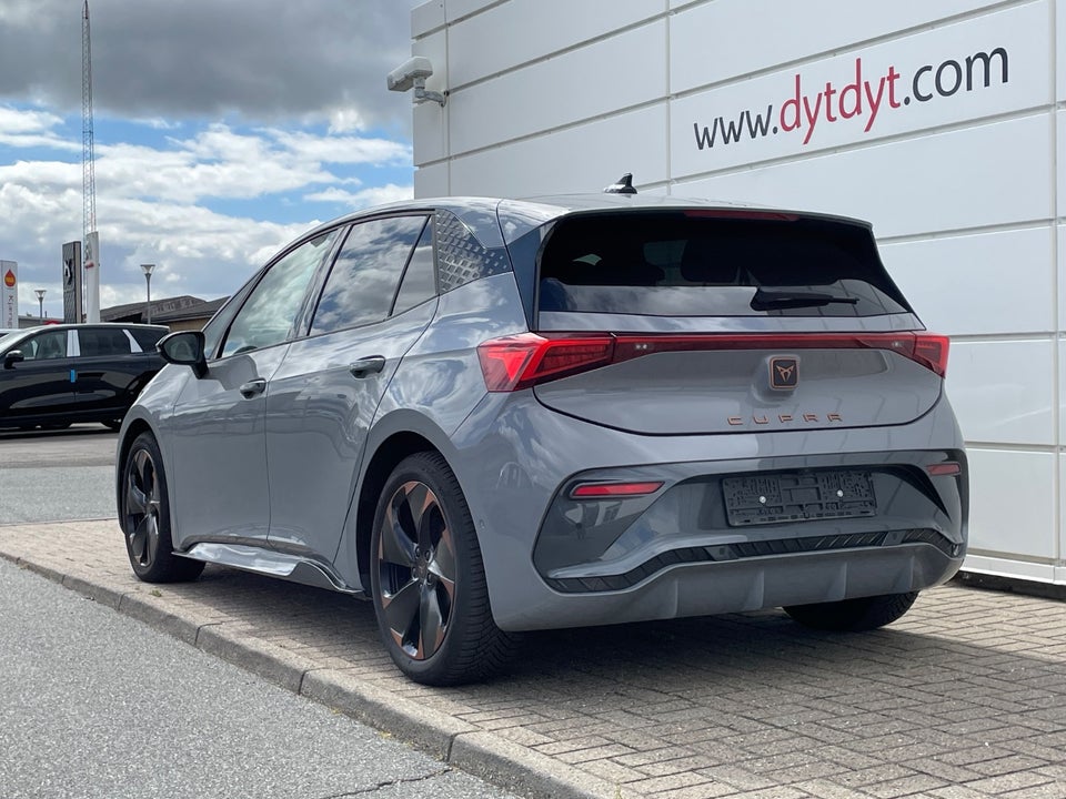 Cupra Born 58 Dinamica Pack High 5d