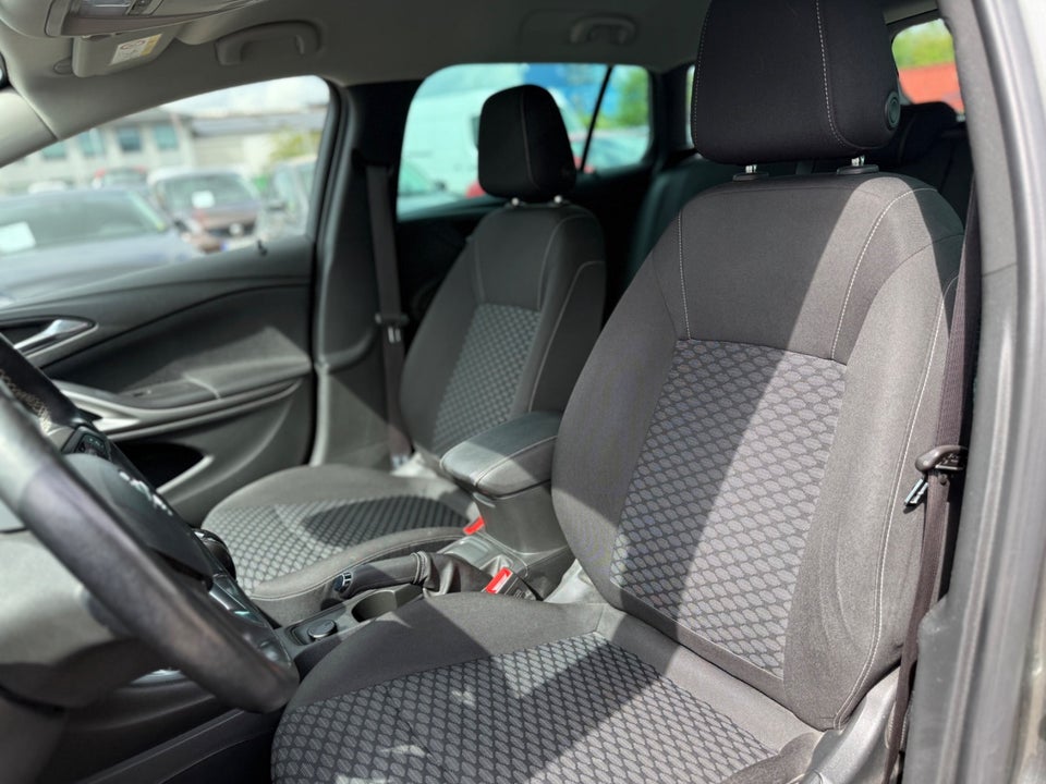 Opel Astra 1,0 T 105 Enjoy Sports Tourer 5d