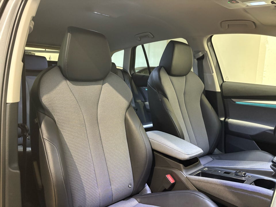 Skoda Enyaq 80 iV Loft 5d