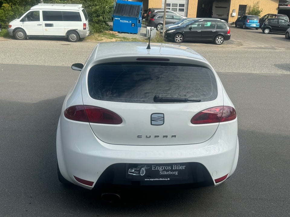 Seat Leon 2,0 TFSi Cupra 5d