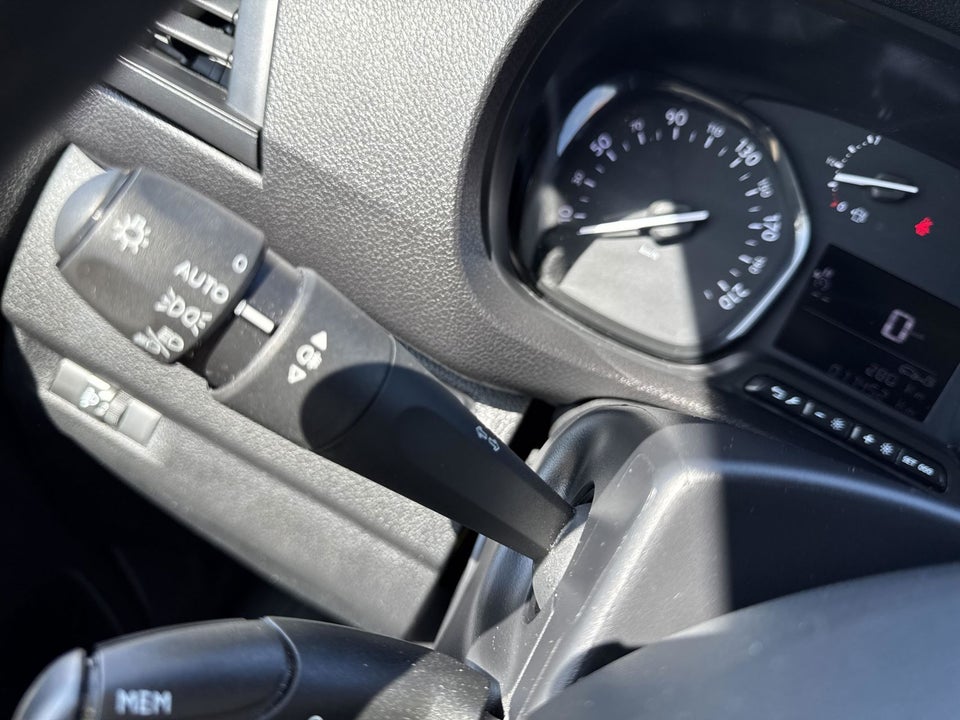 Toyota ProAce 2,0 D 144 Long Comfort 5d