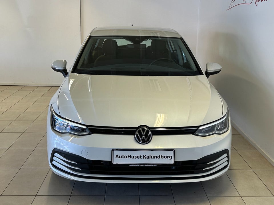 VW Golf VIII 1,5 eTSi 150 Life DSG 5d