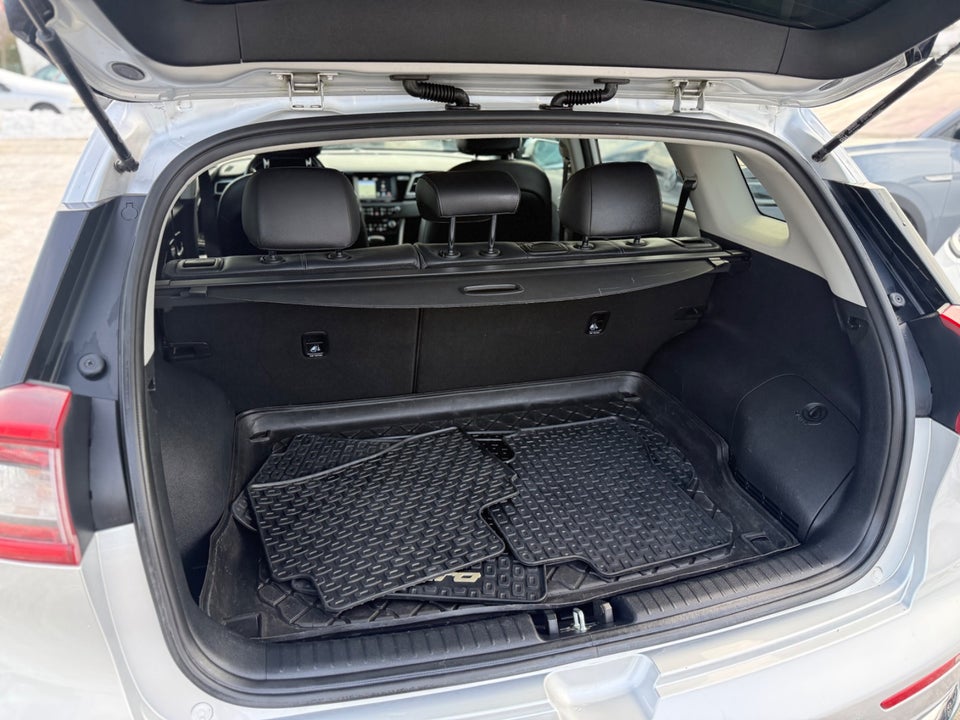 Kia Niro 1,6 PHEV Advance DCT 5d