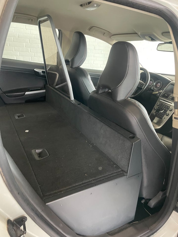 Volvo XC60 2,4 D5 163 Summun aut. AWD Van 5d