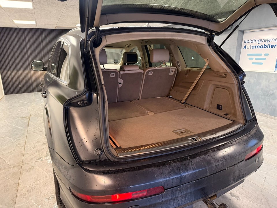 Audi Q7 3,0 TDi quattro Tiptr. 7prs 5d