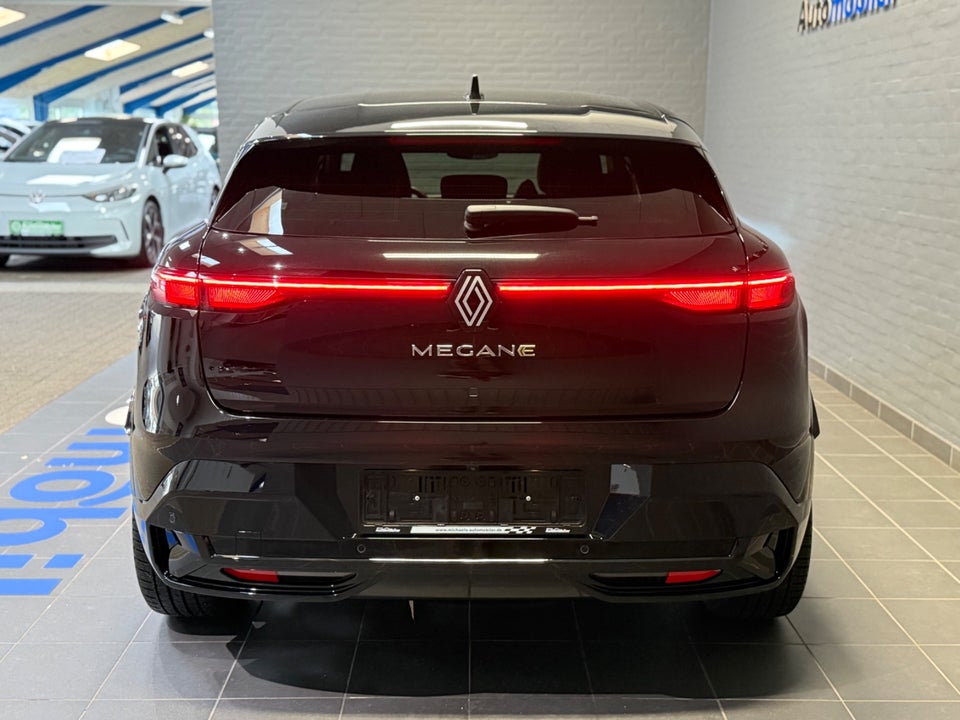 Renault Megane E-Tech 60 Techno 5d