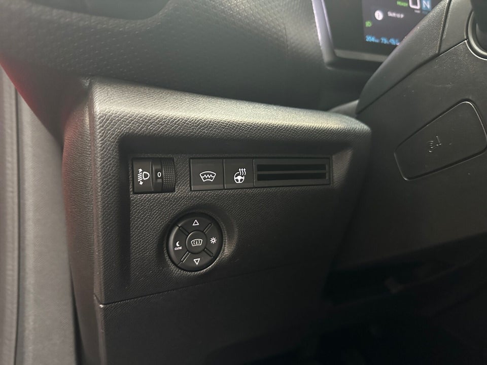 Citroën ë-C4 50 Shine 5d