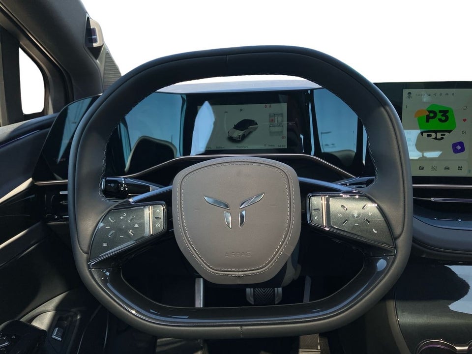 Hongqi EH7 111 Exclusive 4d