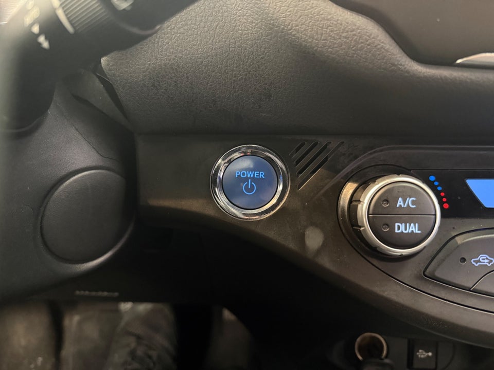 Toyota Yaris 1,5 Hybrid H3 Premium e-CVT 5d