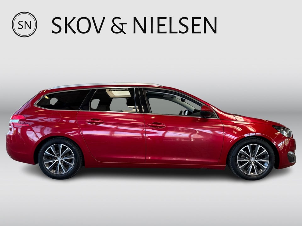 Peugeot 308 1,6 BlueHDi 120 Allure SW Van 5d