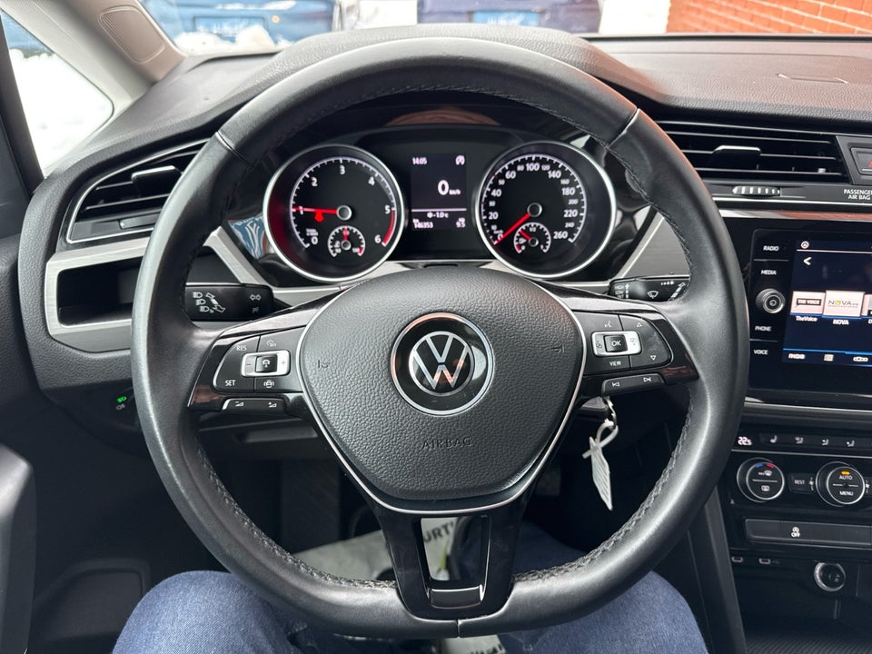 VW Touran 2,0 TDi 122 Comfortline Van 5d