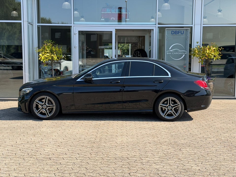 Mercedes C220 d 2,0 AMG Line aut. 4d