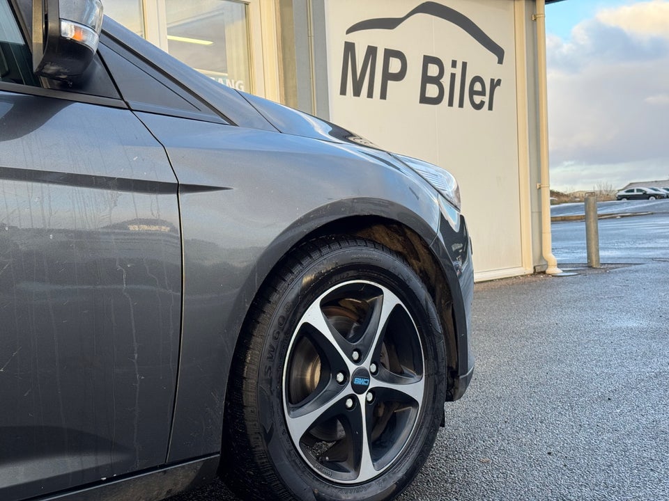 Ford Focus 1,5 TDCi 95 Titanium stc. 5d