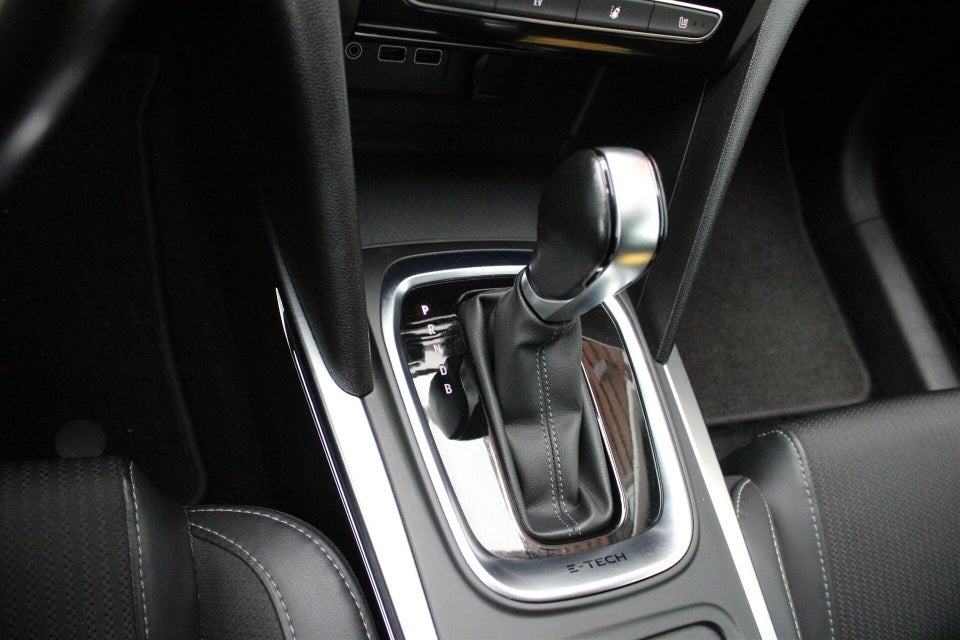 Renault Megane IV 1,6 E-Tech Intens Sport Tourer 5d