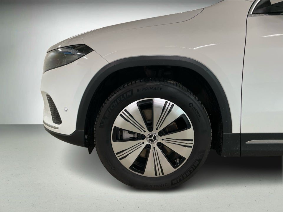 Mercedes EQA300 Progressive 4Matic 5d