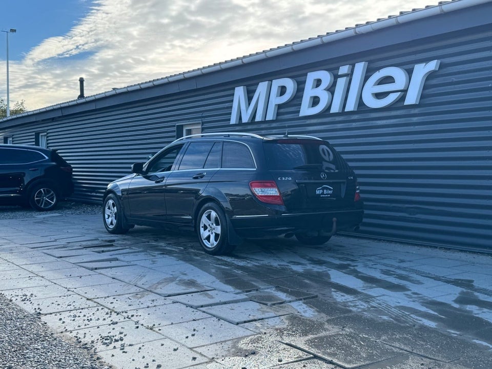 Mercedes C320 3,0 CDi Avantgarde stc. aut. 5d