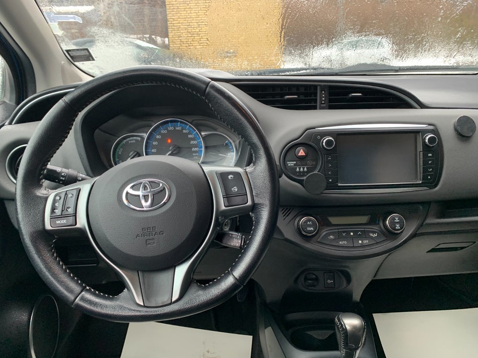 Toyota Yaris 1,5 Hybrid H2 e-CVT 5d