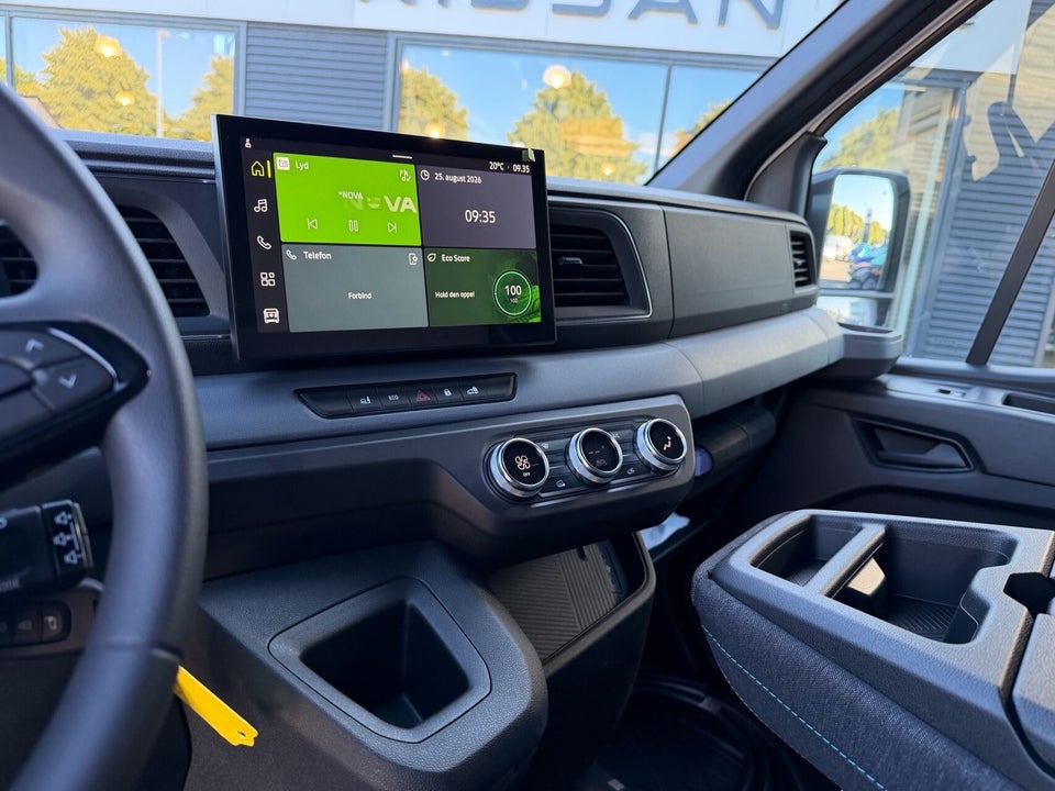 Nissan Interstar 87 L3H2 N-Connecta Van