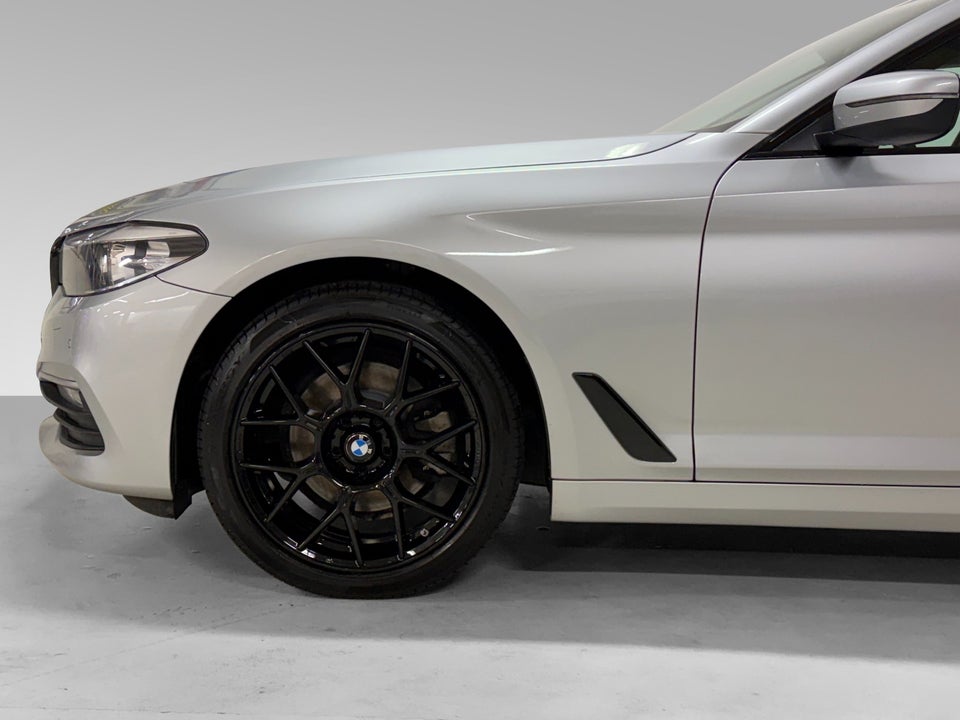 BMW 520d 2,0 Touring M-Sport aut. 5d