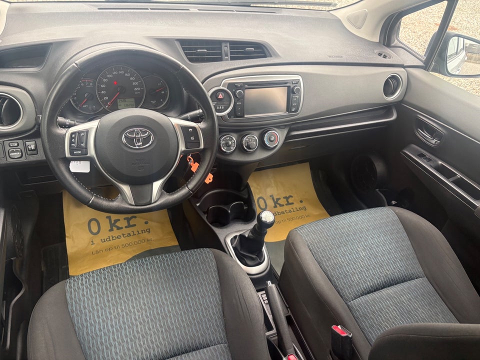 Toyota Yaris 1,0 VVT-i T2 Touch 5d