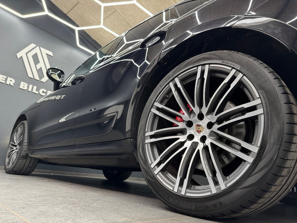 Porsche Macan Turbo 3,6 PDK 5d