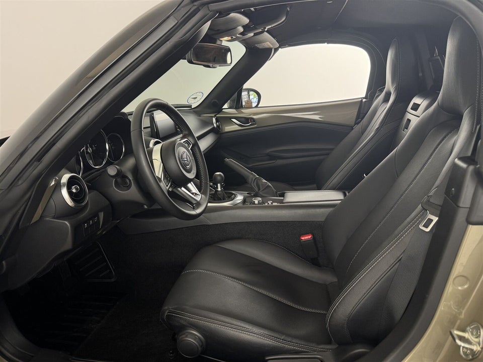 Mazda MX-5 2,0 SkyActiv-G 184 Roadster Exclusive-Line 2d
