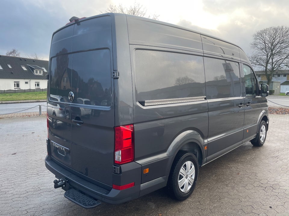 VW Crafter 35 2,0 TDi 177 Kassevogn L3H3 aut.