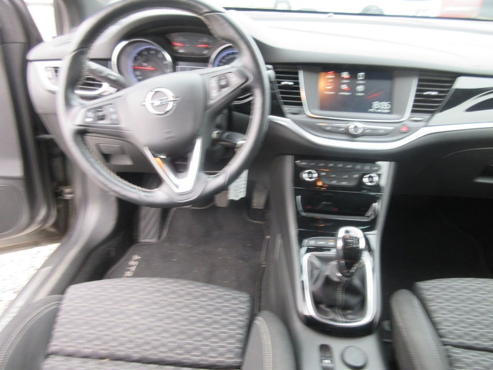 Opel Astra 1,4 T 150 Dynamic Sports Tourer 5d