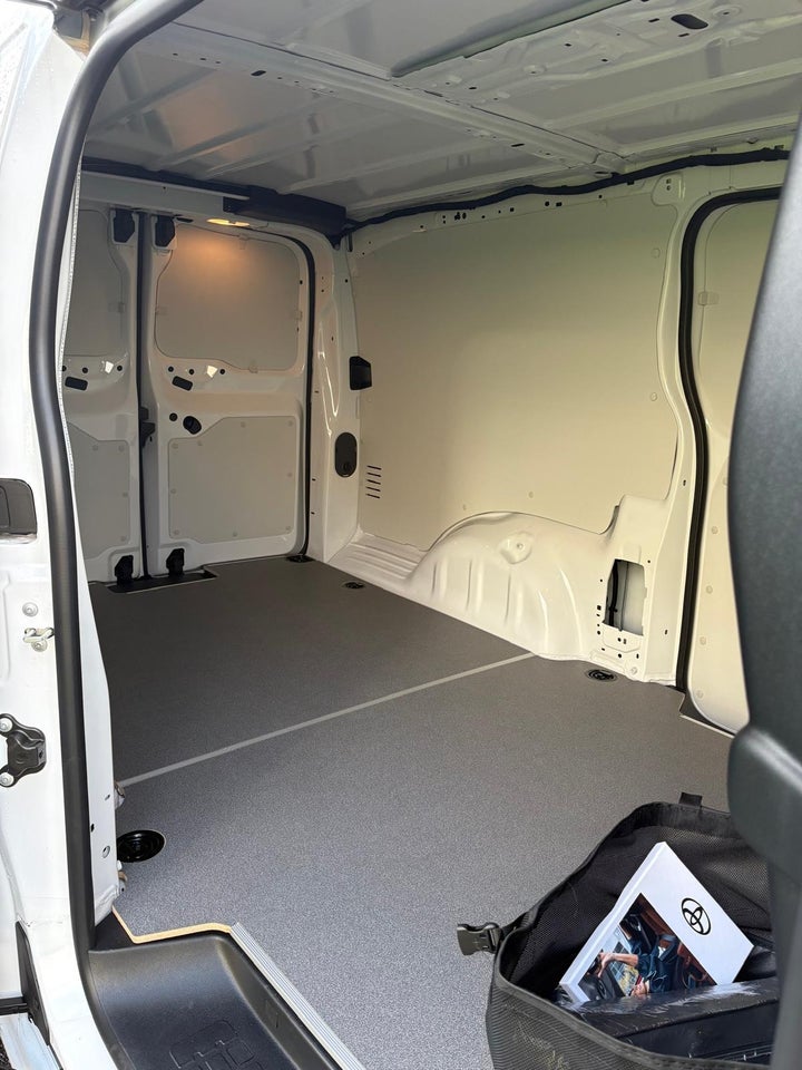 Toyota ProAce 75 Long Comfort Master