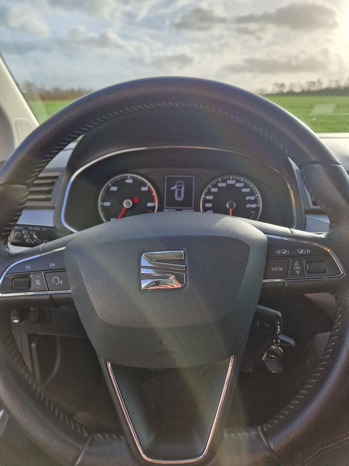 Seat Arona 1,6 TDi 95 Xcellence 5d