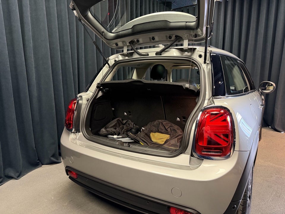 MINI Cooper SE Edition Premium Plus 3d