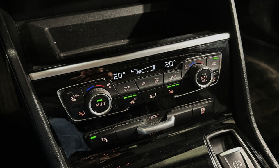 BMW 218d 2,0 Active Tourer Sport Line aut. 5d