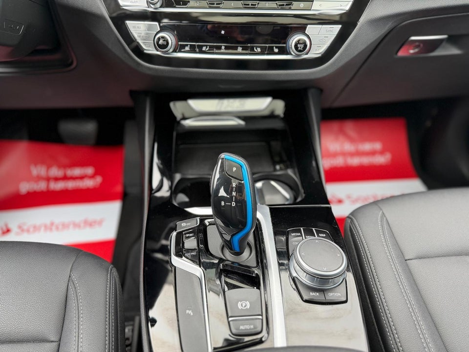 BMW iX3 Charged 5d