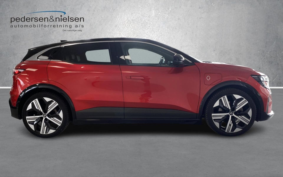 Renault Megane E-Tech 60 Iconic 5d