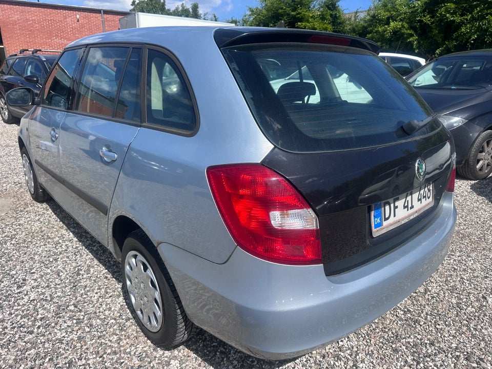 Skoda Fabia 1,2 12V Ambiente Combi 5d