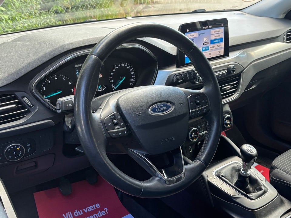Ford Focus 1,0 EcoBoost Titanium stc. 5d