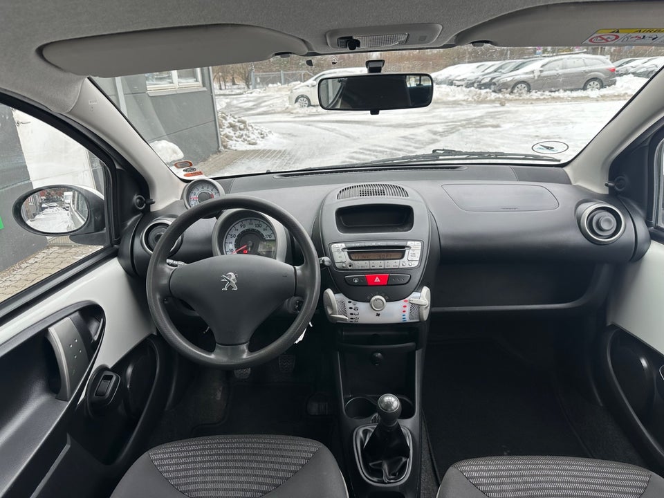 Peugeot 107 1,0 Active 5d