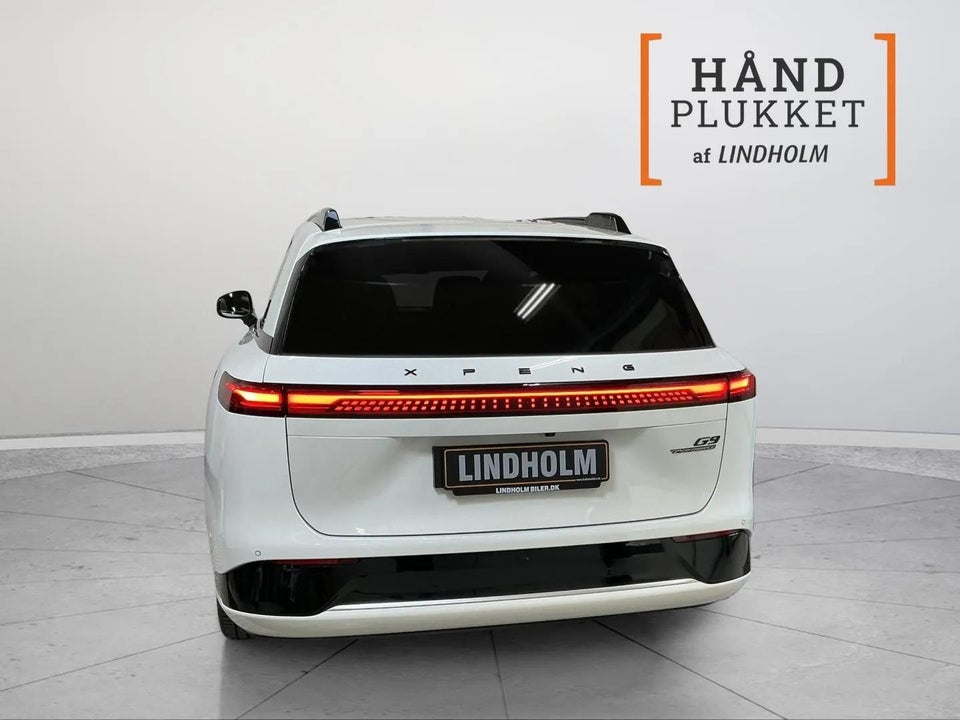 Xpeng G9 Performance 5d