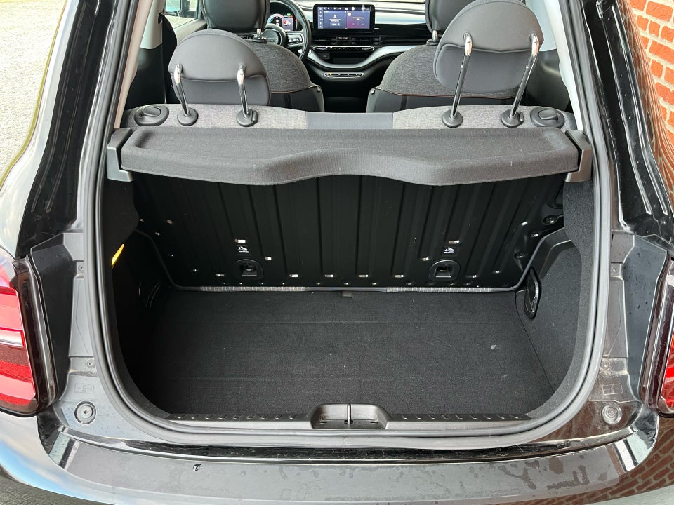 Fiat 500e 42 Icon 3d