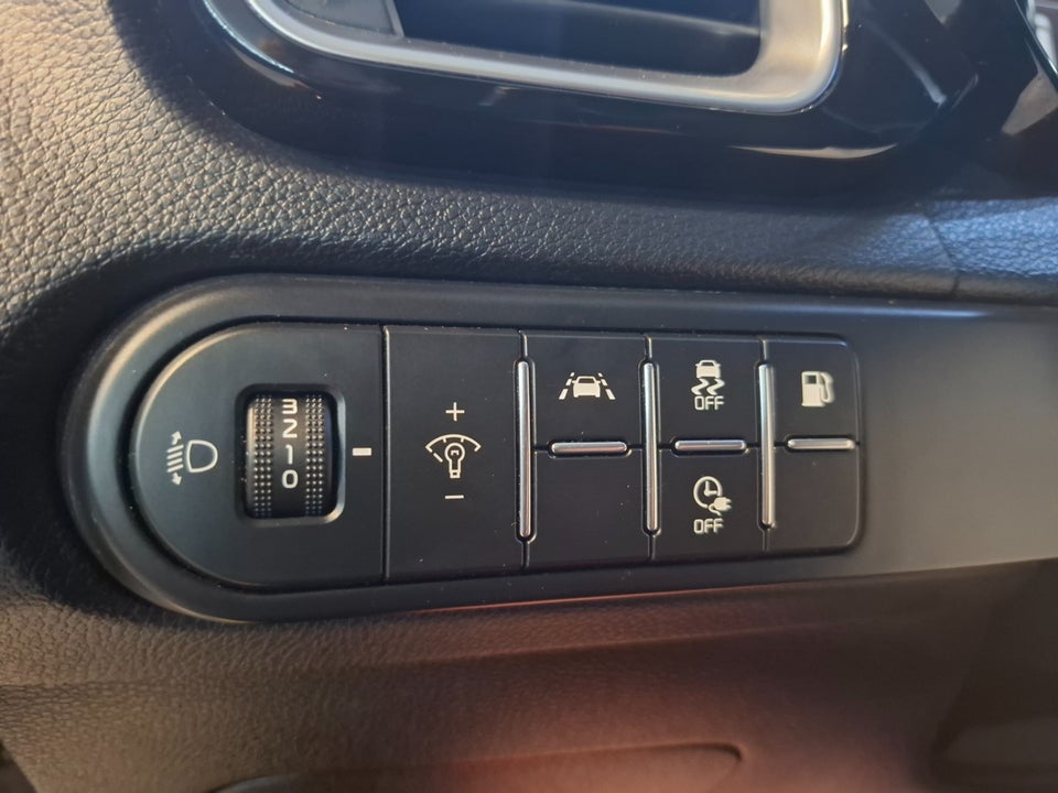 Kia Ceed 1,6 PHEV Prestige SW DCT 5d