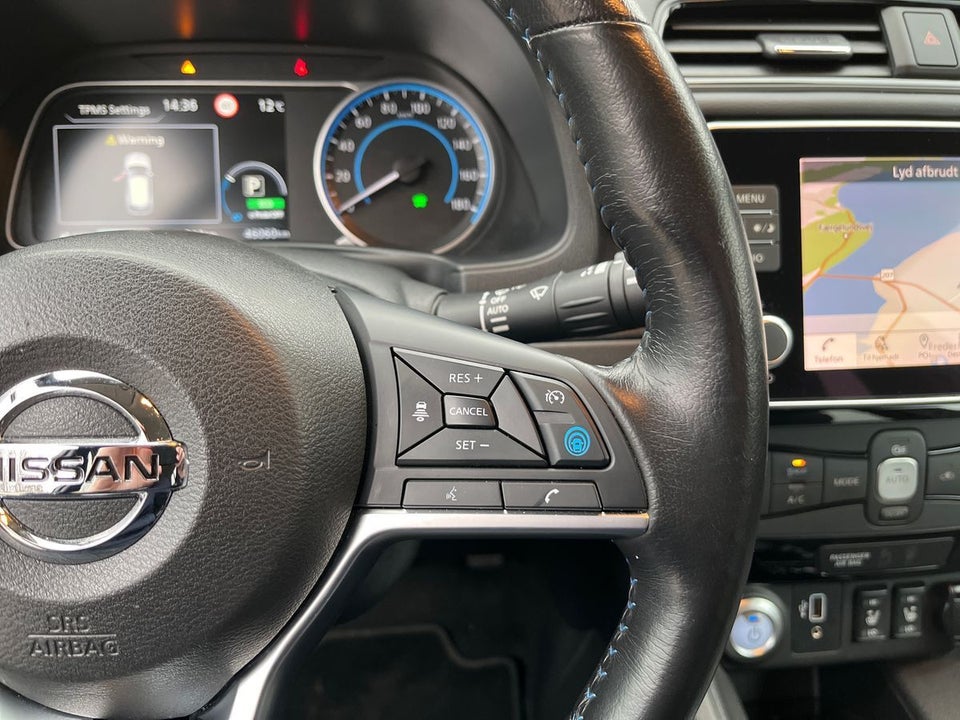 Nissan Leaf 40 Tekna 5d